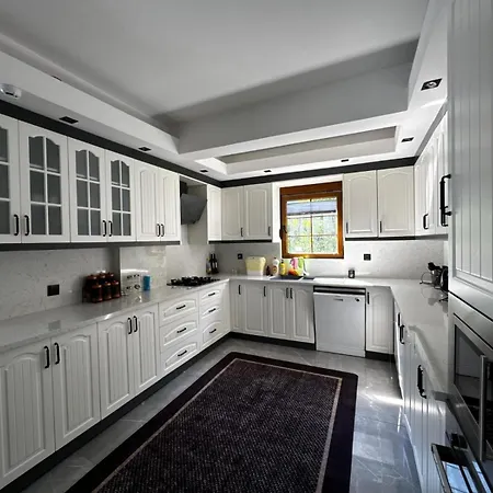 Villa Aile Eskiomerler