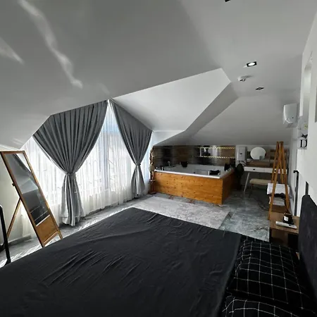 Aile Villa Eskiomerler